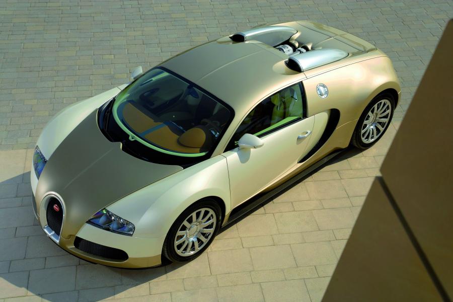  Bugatti Veyron 16.4 Centenaire 2009 года  (фото 72 из 130)